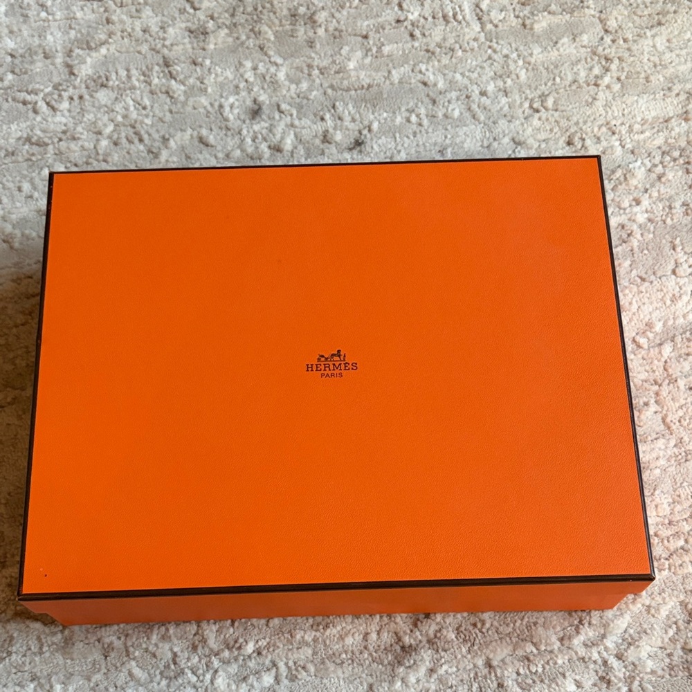 Hermes Orange Box
